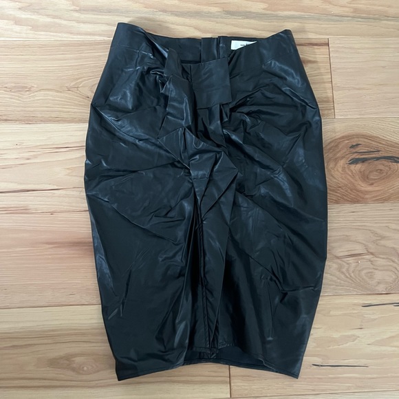 Isabel Marant Etoile vegan leather skirt - Picture 2 of 4